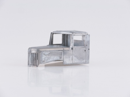 1316AVD Сборная модель МАЗ-200 АЦЖР AVD Models