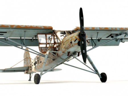 61100T Fieseler  Fi156C Storch Tamiya