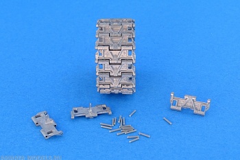 MTL-35106 Tracks for M24 “Chaffee” T72E1