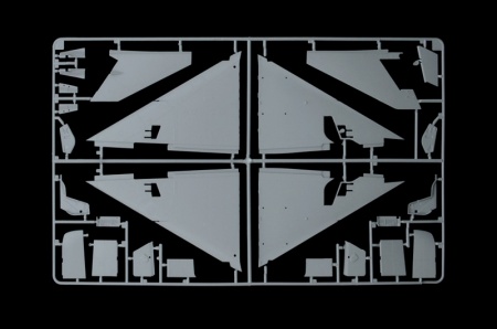2510ИТ Истребитель DASSAULT MIRAGE III E/R Italeri