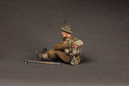 35138SOGA British infantryman at rest. SOGA Miniatures