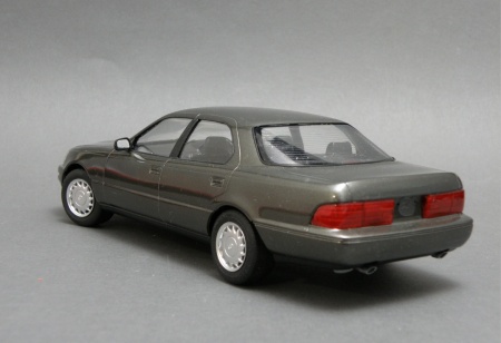 24114 Сборная модель Lexus LS400 Tamiya