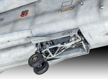 64974RE Набор Самолёт радиоэлектронной борьбы EF-111A Raven Revell