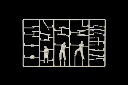 6556ИТ Солдаты PARTISANS Italeri